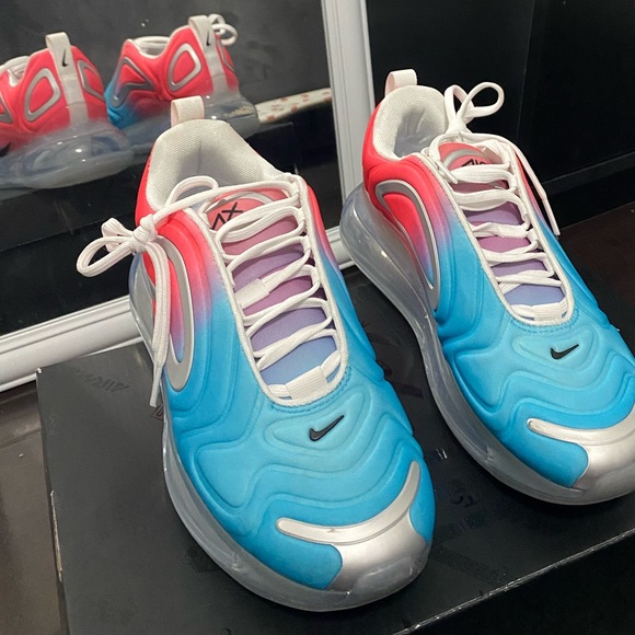Nike Air Max 720 Lava Glow - Picture 3 of 6